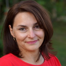  Dr. Angelika Hausser